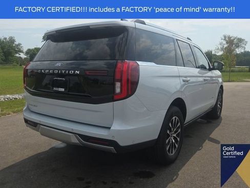 Used 2025 Ford Expedition Platinum AWD/4WD image 9