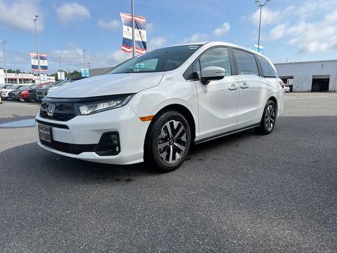 New 2026 Honda Odyssey EX-L image 2