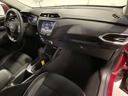Used 2023 Chevrolet TrailBlazer LT AWD/4WD image 26