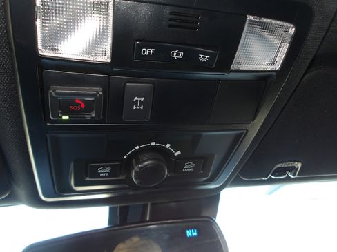 Used 2021 Toyota Tacoma TRD Off-Road image 22