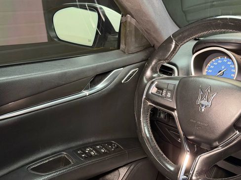 Used 2017 Maserati Ghibli S image 24