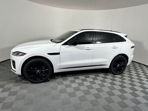Used 2026 Jaguar F-PACE R-Dynamic S image 2