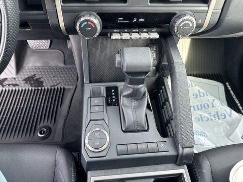 New 2025 Toyota Tacoma 2WD Double Cab image 20