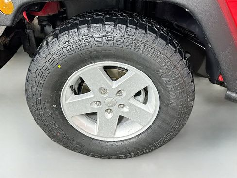 Used 2018 Jeep Wrangler Unlimited Sport S AWD/4WD image 28
