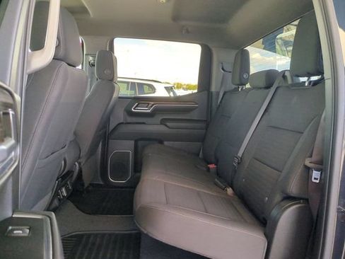 Used 2023 Chevrolet Silverado 1500 LT AWD/4WD image 28