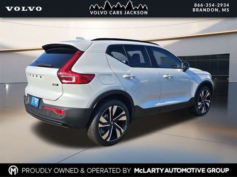 New 2026 Volvo XC40 B5 Ultra w/ Protection Package Premier image 4