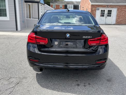 Used 2016 BMW 320i Sedan RWD image 7