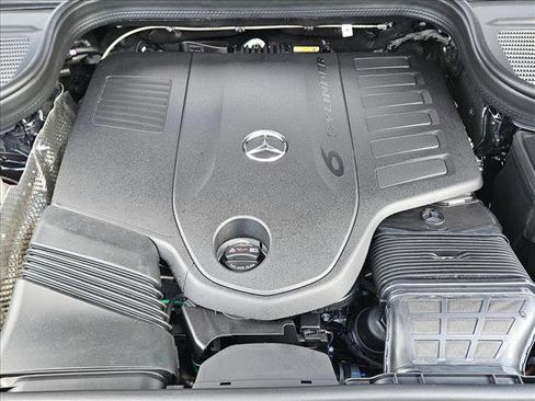 New 2026 Mercedes-Benz GLE 450 4MATIC image 17