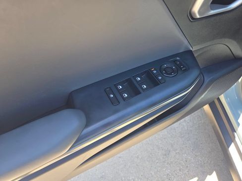 Used 2025 Kia K4 FWD image 13