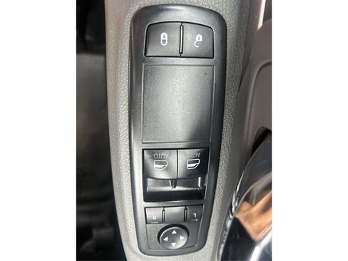 Used 2018 RAM 3500 Tradesman w/ Chrome Appearance Group AWD/4WD image 33