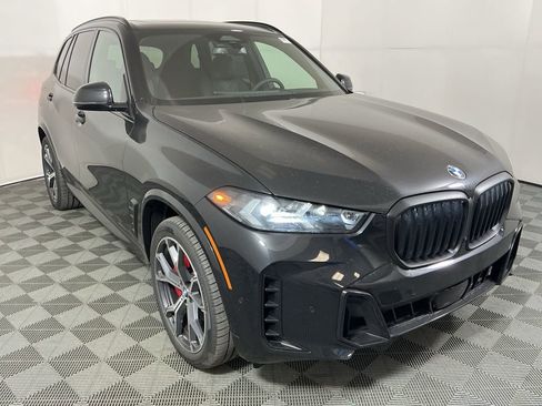 New 2026 BMW X5 sDrive40i w/ M Sport Package image 4