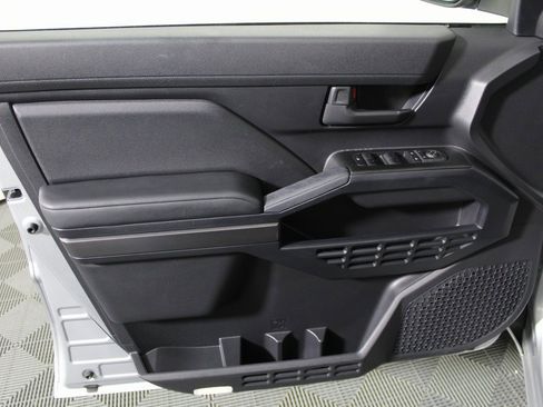 Used 2025 Toyota 4Runner SR5 image 21