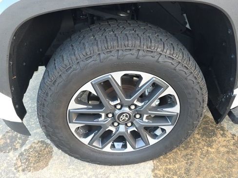 Used 2025 Toyota Sequoia Limited image 40