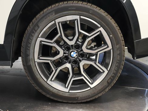 New 2026 BMW X1 xDrive28i w/ Convenience Package AWD/4WD image 8