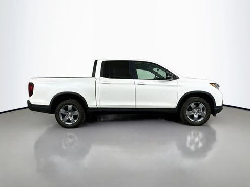 Used 2024 Honda Ridgeline TrailSport image 8