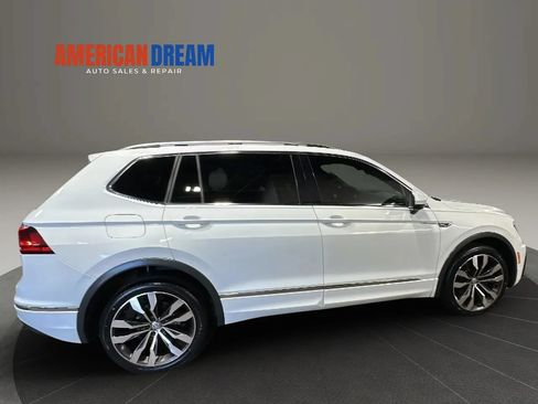 Used 2019 Volkswagen Tiguan SEL Premium R-Line w/ 3rd Row Seat Package AWD/4WD image 6