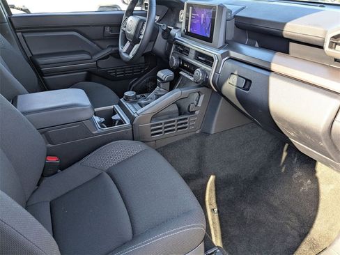 Used 2025 Toyota 4Runner SR5 image 35