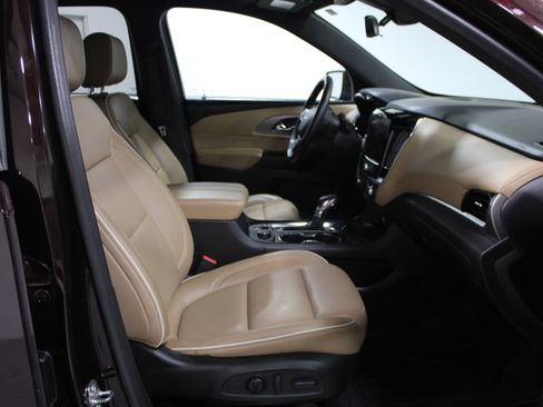Used 2023 Chevrolet Traverse Premier w/ LPO, Floor Liner Package image 28