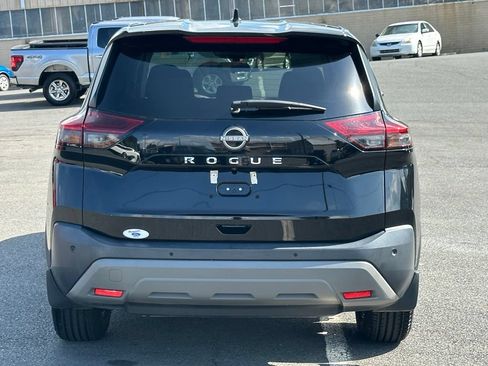 Used 2023 Nissan Rogue S FWD image 7