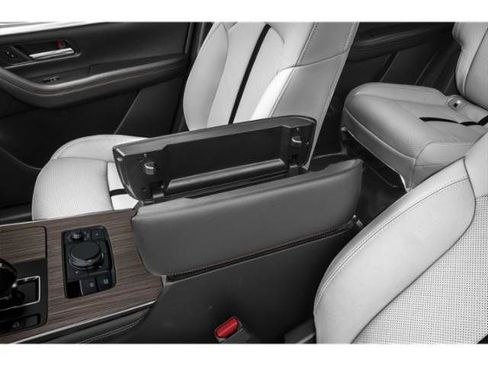 Used 2024 MAZDA CX-90 Plug-In Hybrid w/ Preferred image 17