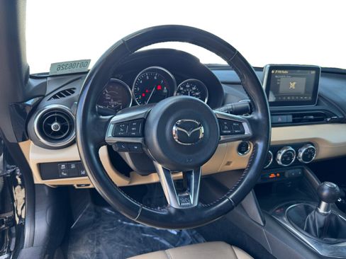 Used 2016 MAZDA MX-5 Miata Grand Touring RWD image 12