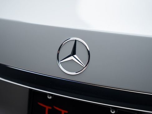 Used 2024 Mercedes-Benz S 63 AMG S image 32