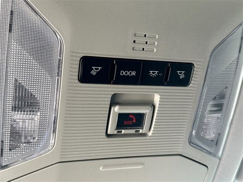 Certified 2022 Toyota RAV4 LE image 26