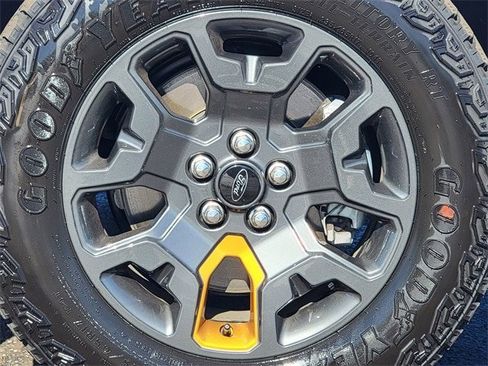 Certified 2025 Ford Maverick Tremor image 17