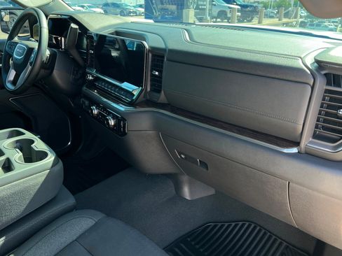 Used 2025 GMC Sierra 1500 Elevation w/ X31 Off-Road Package AWD/4WD image 24