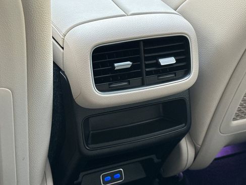 Used 2025 Mercedes-Benz GLE 350 4MATIC image 30