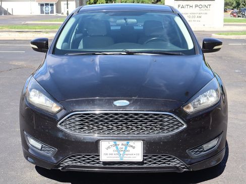 Used 2015 Ford Focus SE w/ SE Sport Package FWD image 12
