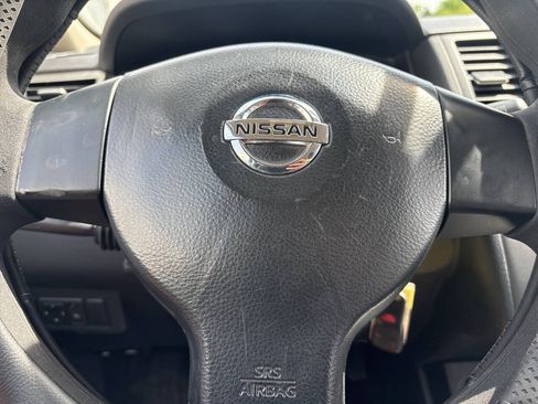 Used 2007 Nissan Versa 1.8 S w/ PWR Pkg FWD image 10