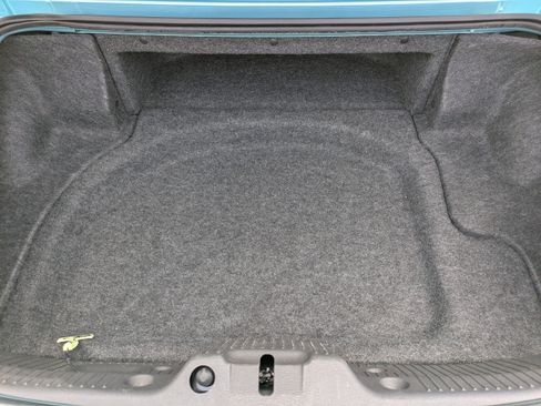 Used 2002 Ford Thunderbird RWD image 11