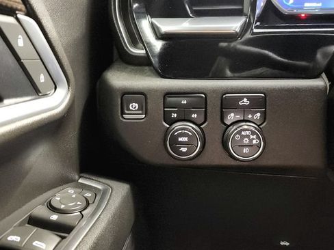 Used 2025 Chevrolet Silverado 2500 LT AWD/4WD image 40
