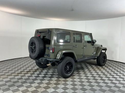 Used 2015 Jeep Wrangler Unlimited Rubicon w/ Katzkin Premium Leather Group AWD/4WD image 5