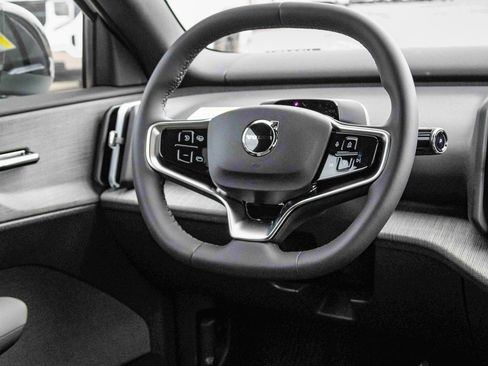 New 2026 Volvo EX30 Cross Country Ultra w/ Protection Package Premier AWD/4WD image 24