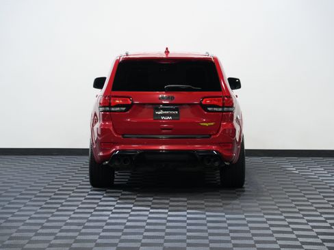 Used 2019 Jeep Grand Cherokee Trackhawk w/ Trailer Tow Group IV AWD/4WD image 7