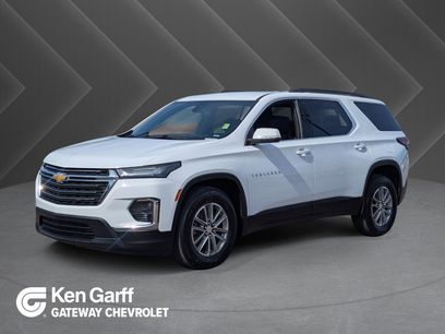 Used 2023 Chevrolet Traverse LT