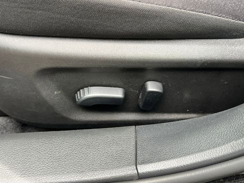 Used 2025 Nissan Altima 2.5 SV image 22