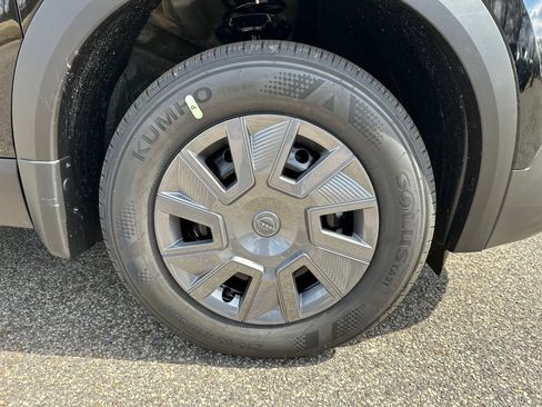 New 2026 Nissan Kicks S image 12