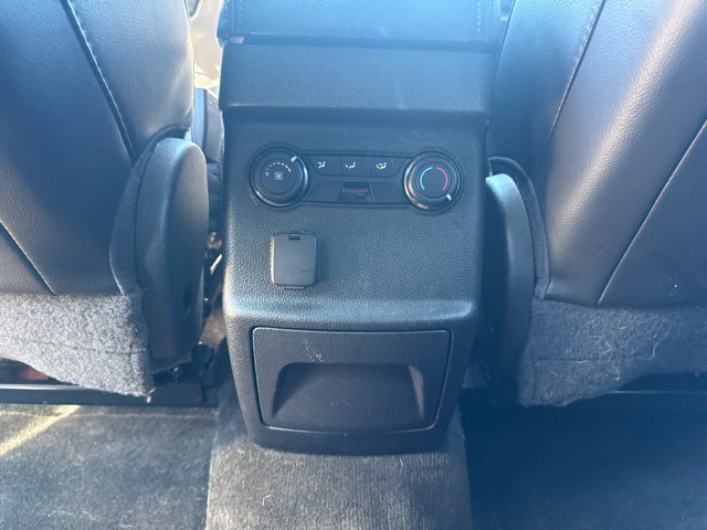 Used 2014 Ford Explorer XLT w/ Equipment Group 202A AWD/4WD image 11