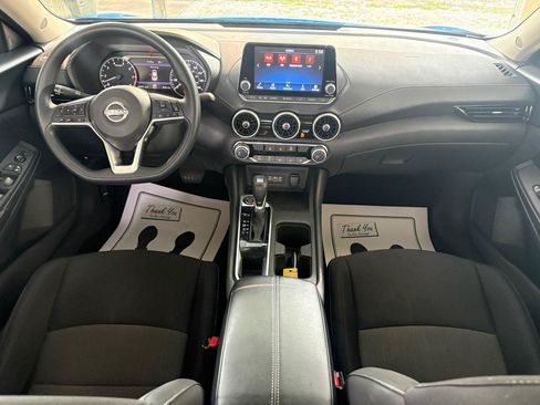 Used 2024 Nissan Sentra SV FWD image 18