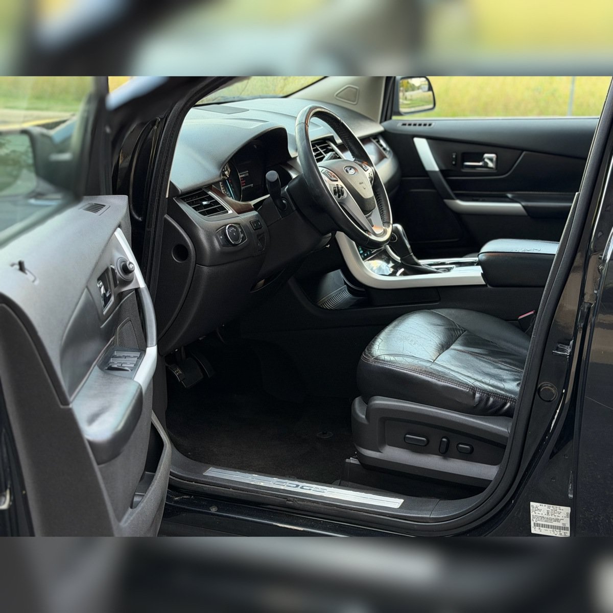 Used 2011 Ford Edge Limited w/ 301A Rapid Spec Order Code FWD image 6