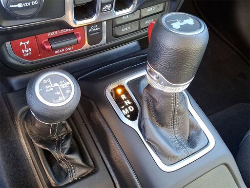 Certified 2025 Jeep Wrangler Unlimited Sport S 4xe image 12