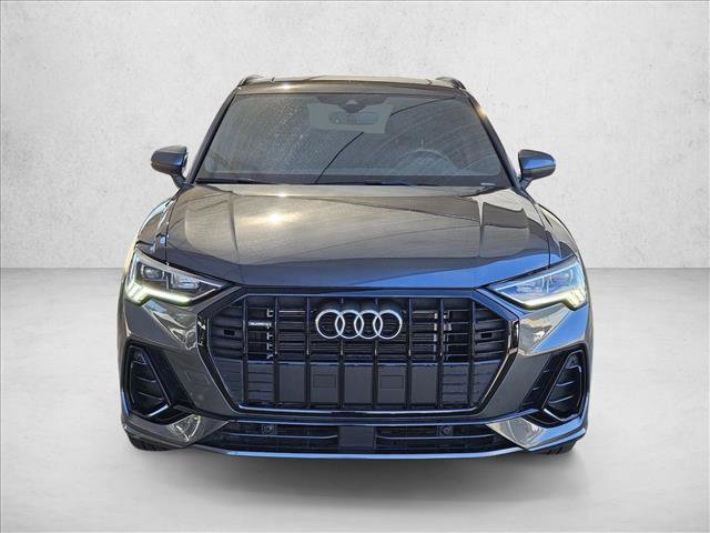 Certified 2025 Audi Q3 2.0T Premium AWD/4WD image 2