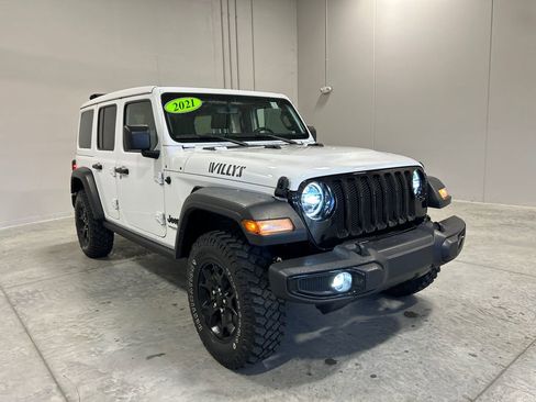 Used 2021 Jeep Wrangler Unlimited Sport image 4