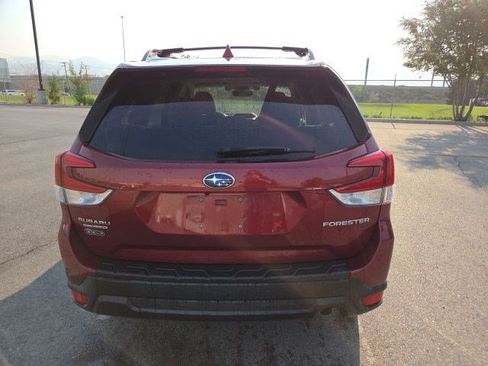 Used 2019 Subaru Forester Premium w/ Popular Package #1 AWD/4WD image 4