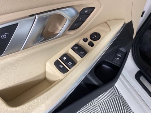 Certified 2023 BMW 330i xDrive Sedan w/ Convenience Package image 15