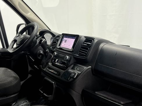 Used 2023 RAM ProMaster 2500 FWD image 18