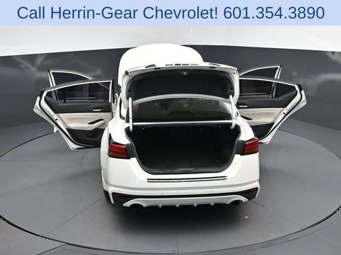 Used 2021 Nissan Altima 2.5 SL FWD image 48